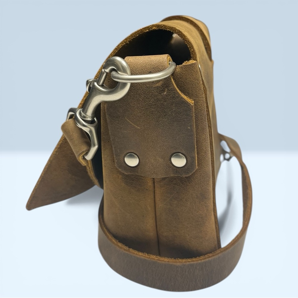 Colsen Keane Vintage-Style Brown Leather Crossbody with Metal Hook Detail - Picture 3 of 8